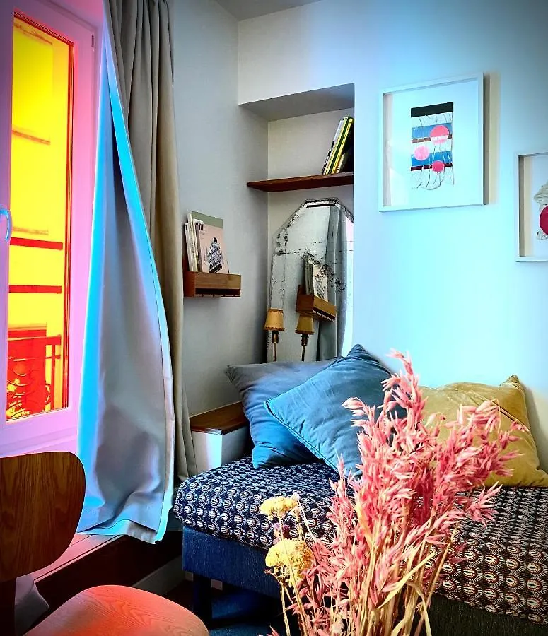***  Hotel La Nouvelle Republique & Hammam Paris France