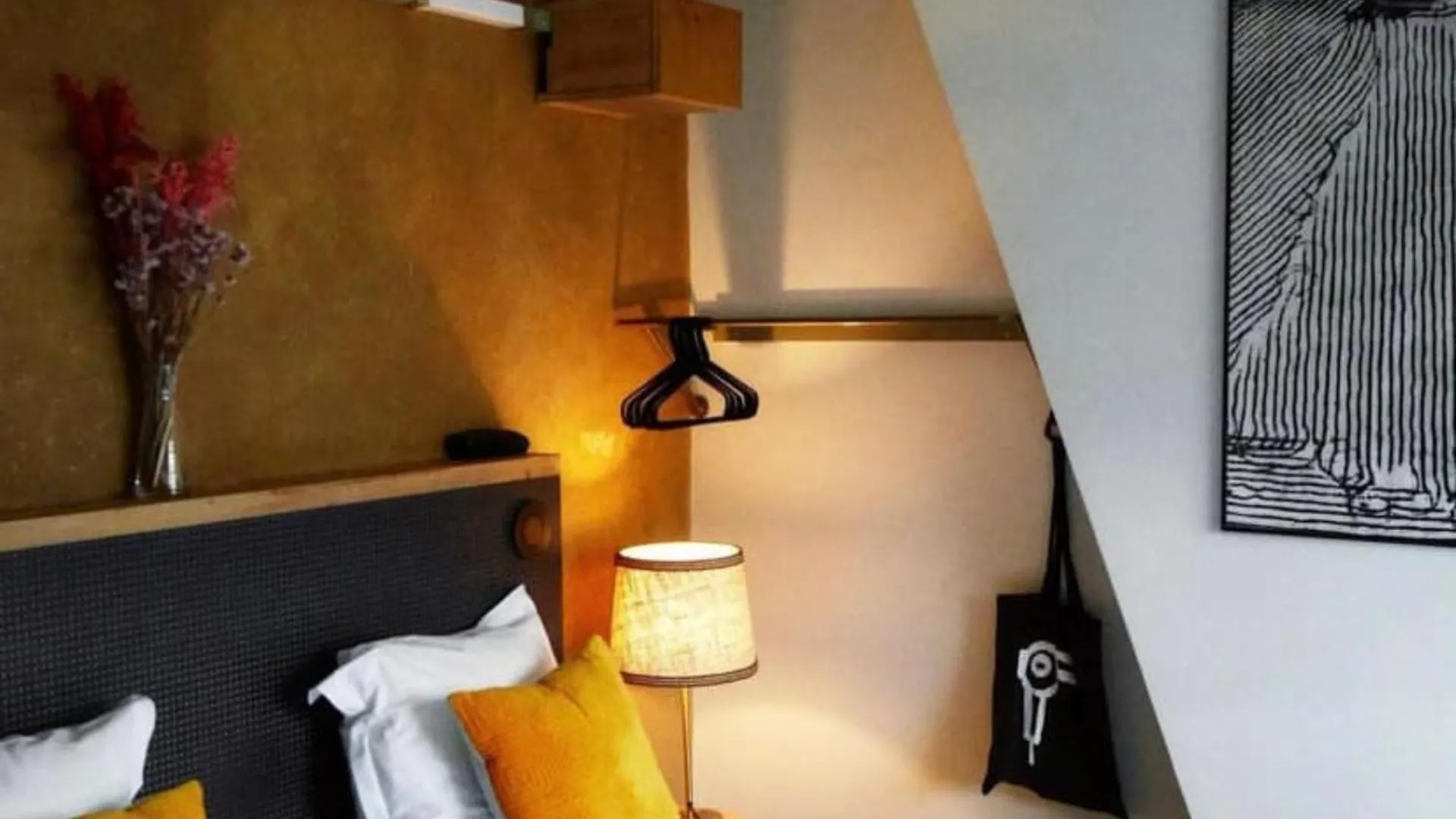 Hotel La Nouvelle Republique & Hammam Paris