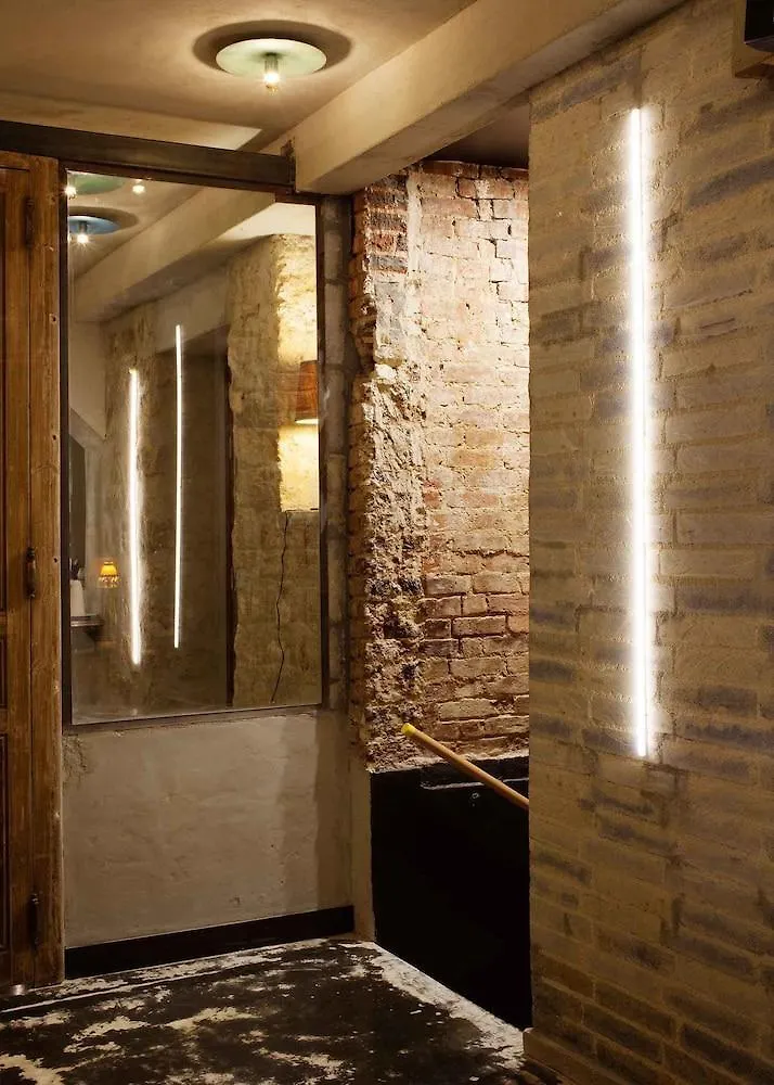 Hotel La Nouvelle Republique & Hammam Paris